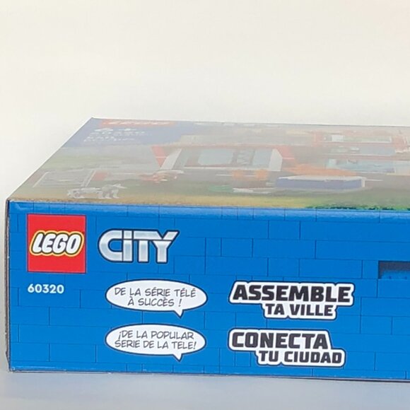 Lego Brand New City Fire Station 60320 Building Toy Set - Picture 10 of 11